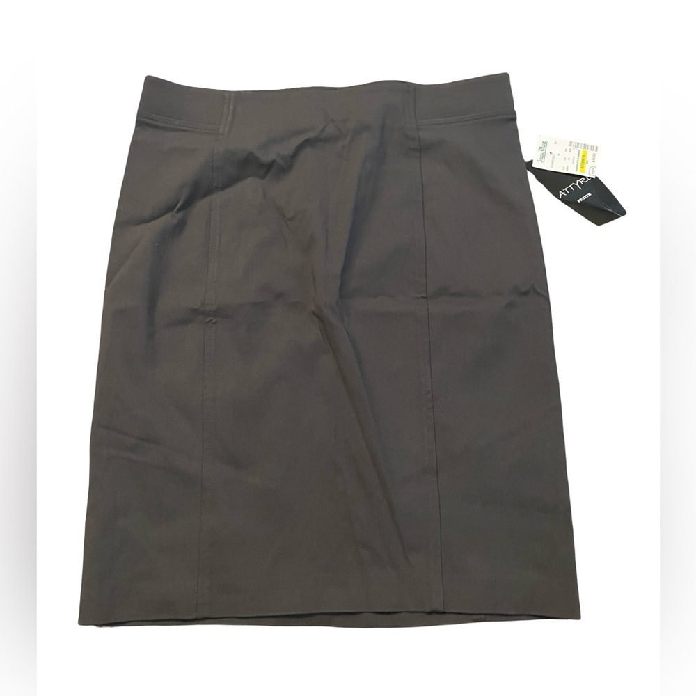 NWT Attyre grey pencil skirt with stretch waistband 8P